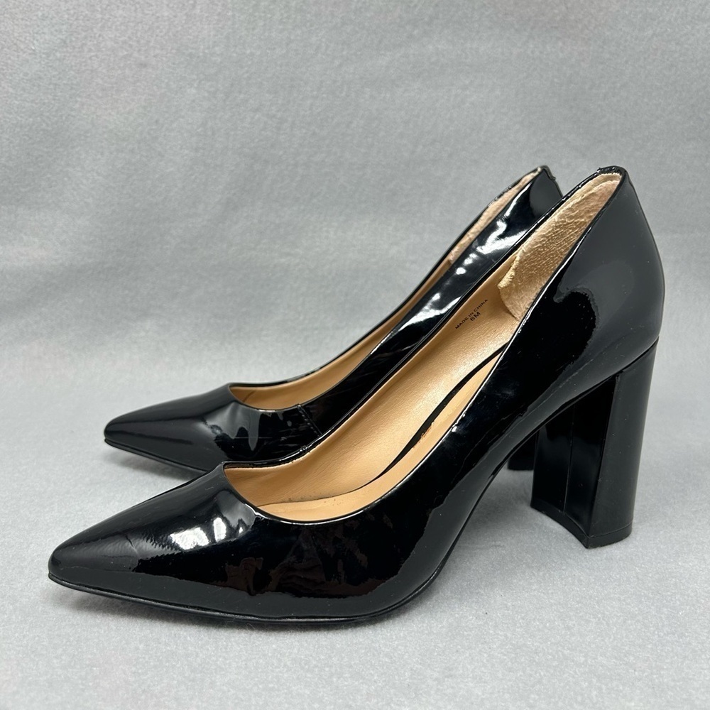 Banana Republic Women's Size 6M Shoes Black Leather Career Heels